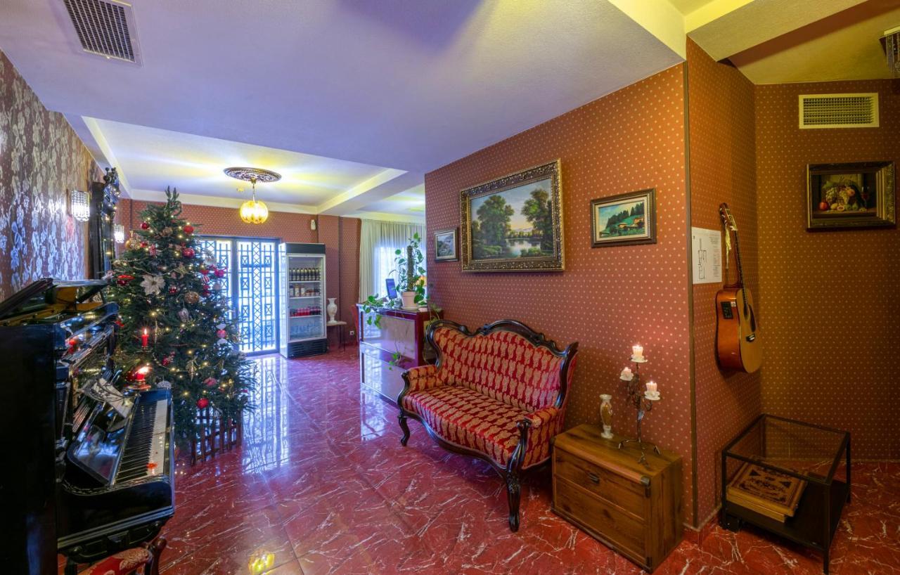 - Granada - Boutique Hotel - Tbilisi - Buitenkant foto