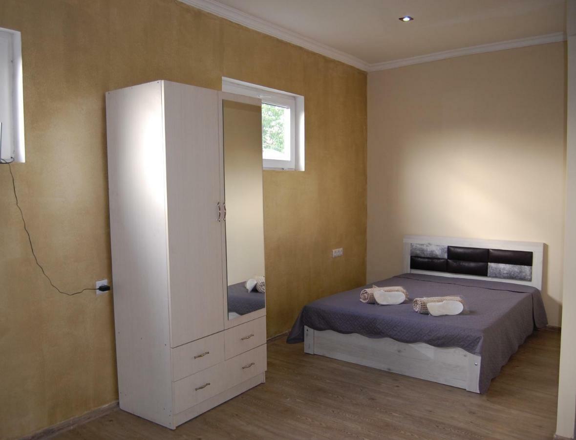 - Granada - Boutique Hotel - Tbilisi - Buitenkant foto