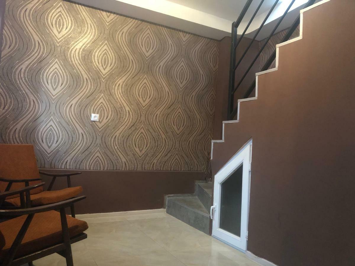 - Granada - Boutique Hotel - Tbilisi - Buitenkant foto